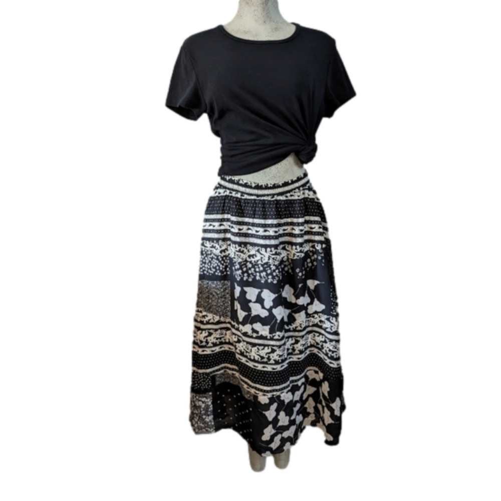 Vintage 80s peasant maxi skirt, lined black & white patchwork, size M